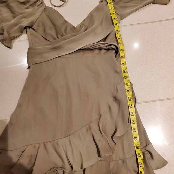 Fluted V neck Mini Dress - Picture 10 of 11